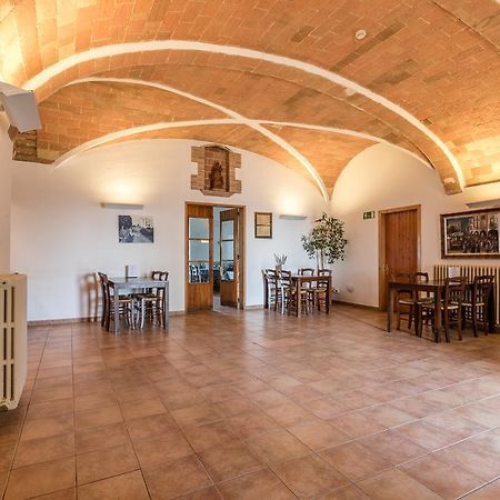 Hostatgeria Restaurant Els Angels Hotel Madremanya Luaran gambar
