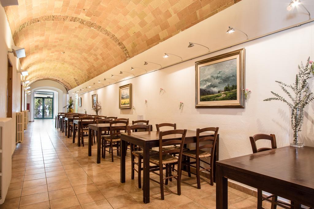 Hostatgeria Restaurant Els Angels Hotel Madremanya Luaran gambar